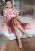 原创，继父过生日出去钓鱼了，我在家用大黄瓜插进了妈妈的成熟身体肥B里0