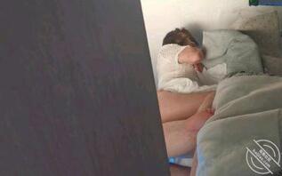 真实原创视频来了(下)看房过程强奸房产中介进了局子花了(8W干个娘们)1