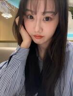 潜入骚逼张嘉颖宿舍1