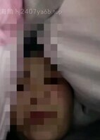 扣逼流水的人妻