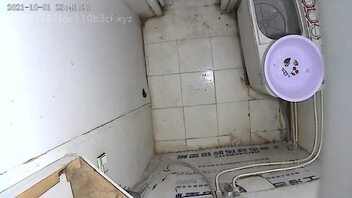 洗澡偷拍