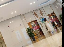 厕拍一名白裙白虎学生1