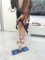 【原创内容2】跟嫂子共处一室感觉也挺别扭的,时不时都能瞧见她性感的身姿0