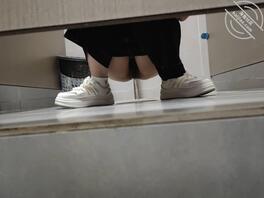 厕拍医学院小御姐0