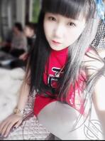 视奸乌海骚逼，被十几个男人操过，吃精吃到饱1