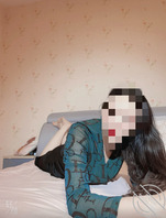 骚妈天天穿的特别骚让我拍照片 偷拿内衣丝袜打飞机 怎么才能操到骚妈求攻略2