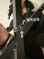 老婆怀孕了(28)岳母变‘’母狗"楼梯上爽到喷尿2