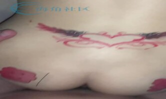 给老婆纹了淫纹之后，果然更淫荡了