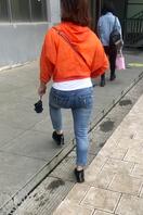 偷拍各种屁股，你们喜欢哪种类型，想怎么操她们，把你们收藏的屁股分享出来2