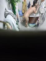 自家媳妇露脸~海友们看看出去卖值多少钱，欢迎踊跃评论！1