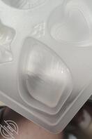 突然想让老妈吃我的精液，冻起来偷偷加到吃的里面去。1