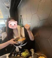 (原创) 姐姐终于理我了,今天跟姐姐在外面吃烤肉1