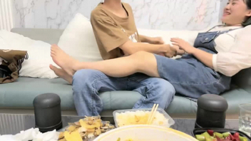 牛仔裤少妇微胖身材简直极品