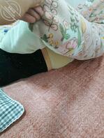 (原创2)偷拍睡着的坦克亲姐差点被发现,躲在厕所拿她的蕾丝内裤打飞机真爽0