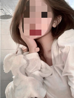 学校美女校花,趁放假在学校公共浴室偷偷做爱0