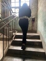 偷拍大屁股骚逼