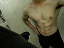 昆明到底有没有色色的高中女同学啊，好想干嫩穴1