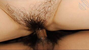 无意中在嫂子手机相册里看到的2