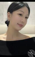 日本船桥市骚货小护士自拍发骚漏穴2