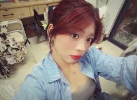 母狗张钰梓 现实中遇到这种骚货想怎么操