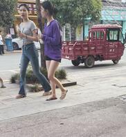 牛仔裤美女好漂亮0