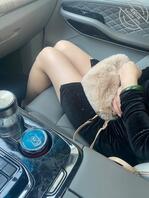 原创、7约兄弟媳妇户外谈判,换上了我喜欢的高跟鞋丝袜。1