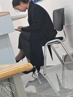 骚气大学女老师，丝袜高跟2