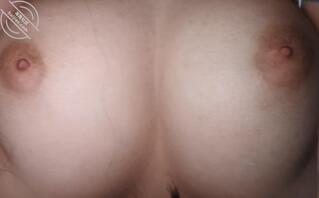 有没有恋乳的啊，真的很想天天都被吸。真的想要很痴狂奶子的弟弟1