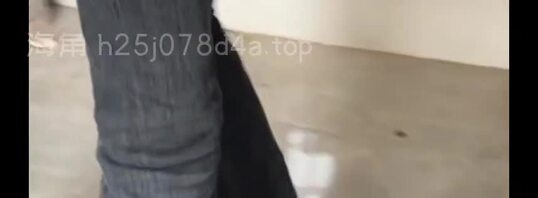 妹妹不听话 用裤腰带绑住双手 成功拿下