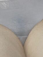 【原创】偷拍小姨子在家里真空合集，怎么才能得手！