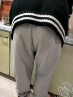 偷拍姐姐上厕所,能看见逼毛,硬的我难受,今晚姐姐家就她和孩子 我试试1