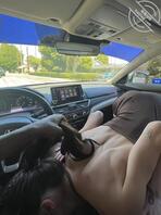 在车里让女朋友给口惊险又刺激2