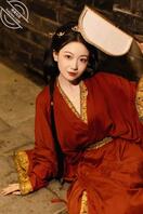 有没有认识这个女的的？