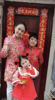 怎样能促成南京淫妇姜玲一家进行乱伦？2