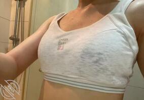 我把我女儿发给们看你们就不能回馈点你们女儿女友老婆嘛0