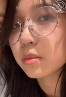 眼镜母狗沈铃榆妈妈的盯榨0