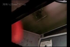 肥熟妇露脸洗澡展示裸体2