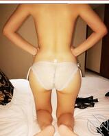 老婆说出去按摩，其实是找按摩小哥曹骚逼去了0