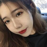 我是淫荡的乱伦女，哥哥们喜欢吗？2