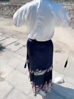 上视频了兄弟们，原来你们这么喜欢妹妹的马面裙啊！