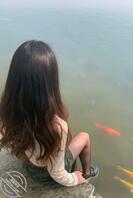 今日照片：是否穿了内裤？