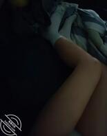 嘿嘿~妹妹到寝室啦,脱光光去洗澡啦~一会给哥哥们拍下来哦,别着急呀哥哥2