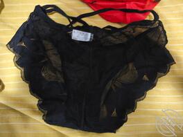 妈妈50+ 这样的内裤正常吗？1