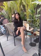 这样的骚姐姐多给我来一打！附本人自拍和鸡巴照2