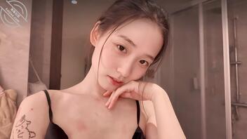 和老男人分手啦！！爸爸们会嫌弃李中凌吗?我好想给爸爸们当小母狗0