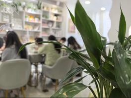 陪妹妹逛街买买买的一天2