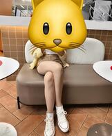 大姐在家丝袜总是乱丢，有没有戏