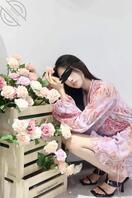 原创;极品反差小母狗同事,身体非常敏感,骚逼很紧,羞辱的越厉害水越多~1