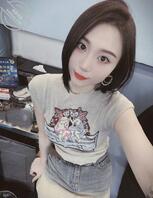 交友讨论我朋友的女朋友1