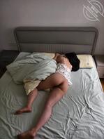 小表妹在家都不穿内裤，沃日了 看着太难受了把1